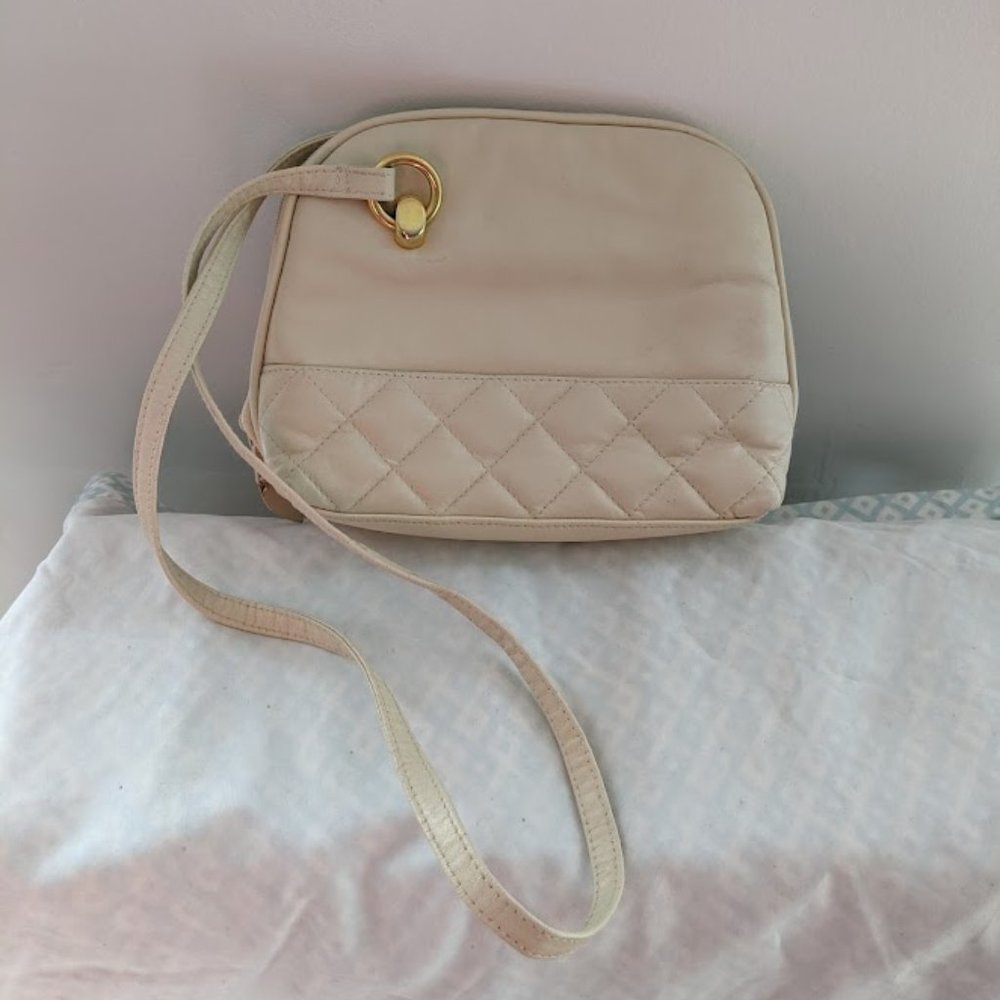 Objectives Cream and Gold Quilted Vintage Purse